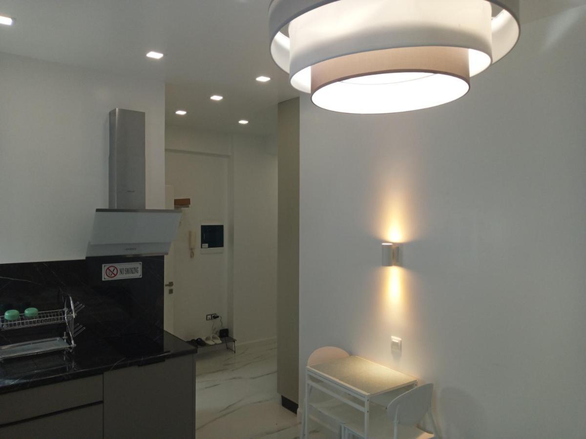 Alkiviadou 61, ATHENS, Cozy studio near metro. Apartamento Exterior foto